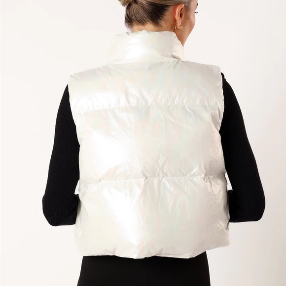 Petal & Pup, Emory Puffer Vest, White, Small, NWT - Picture 2 of 5